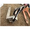 Image 2 : GREY PALLET JACK