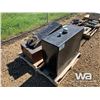 Image 2 : 5TH WHEEL & (2) TANKS