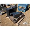 Image 4 : 5TH WHEEL & (2) TANKS