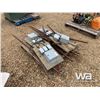Image 1 : (4) 110V ELECTRICAL STANDS