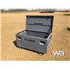 Image 1 : INTERNATIONAL JOB BOX