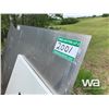Image 8 : QUANTITY OF ALUMINUM, STEEL & RACKS