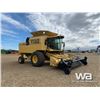 Image 2 : 1997 NEW HOLLAND TX66 COMBINE
