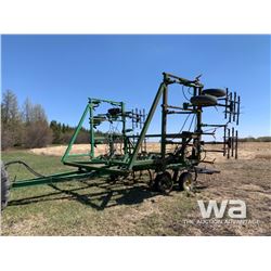 JOHN DEERE 1610 27 FT. CULTIVATOR