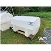 Image 1 : 200 GAL. POLY TANK