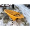 Image 2 : YELLOW AUGER HOPPER