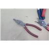 Image 2 : Box Multiple Misc Fastener Clip Lifters, Wire Cutter & Stripper, Dikes, etc