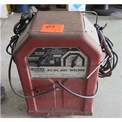 Lincoln Electric AC/DC Arc Welder w/ Welding Hoses