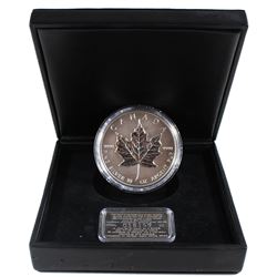 1998 Canada 10oz Silver Maple Leaf 10th Anniversary Coin in Original Black Display Case with Sterlin