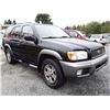 Image 2 : F2 --  2000 NISSAN PATHFINDER LE  , Black , 275571  KM's