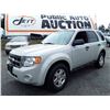Image 1 : I5 --  2009 FORD ESCAPE XLT , White , 182262  KM's