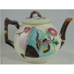 Majolica Shorter   Boulton Bird and Fan Tea Pot