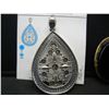 Image 2 : Necklace emblem and pin