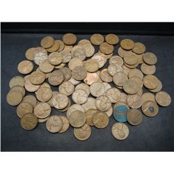 100 Lincoln Wheat Cents.