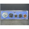 Image 2 : 1967 US Special Mint Set.  Coins are proof-like.