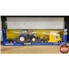 Image 1 : Farm Toy : New Holland T7070 Tractor (1/24th Scale) & Kenworth T700 (1/32 Scale)