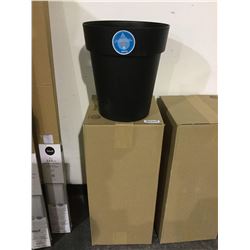 Case of 6 DCN Self-Watering Reservoirs