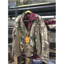 Field and Stream Women's Camo Jacket - XL