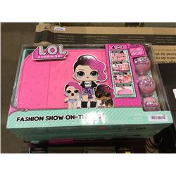 LOL Surprise Fashion Show On-The-Go Playset