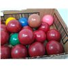 Image 3 : lot of snooker balls