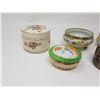 Image 2 : lot of dresser jars