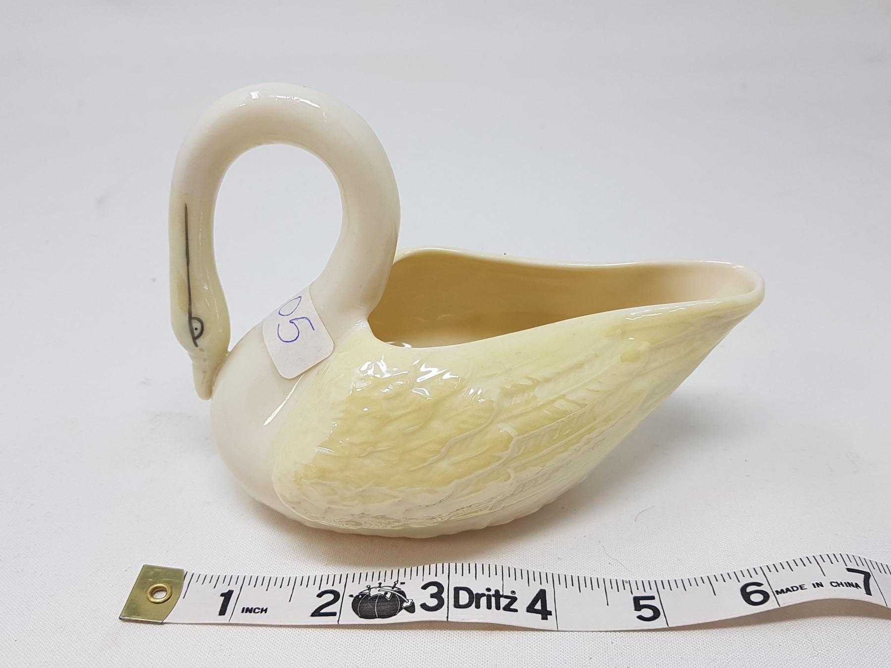 Belleek Swan 19561965 Schmalz Auctions