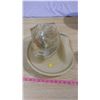 Image 1 : ART GLASS BOWL AND MATCHING PLATE