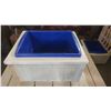 Image 1 : RECTANGLE PLANTER - 16.5" X 14" X 10"
