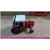 Image 1 : TOY TRACTOR - CASE INTERNATIONAL
