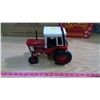 Image 3 : TOY TRACTOR - CASE INTERNATIONAL