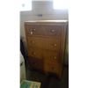 Image 1 : FOUR DRAWER DRESSER
