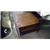 Image 1 : SIDE TABLE WITH DRAWER - 26" X 26" X 20"
