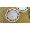 Image 2 : SET OF CHRISTMAS DISHES