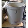 Image 2 : FIVE GALLON MEDALTA CROCK WITH HANDLES (HAS CRACK AND CHIPPED)