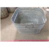 Image 1 : GALVANIZED STEEL TUB - 20.5"X 20.5"
