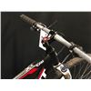 Image 3 : RED AND BLACK GIANT ROAM FRONT SUSPENSION MOUNTAIN BIKE WITH FRONT AND REAR HYDRAULIC DISC BRAKES,