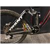 Image 2 : BLACK AND RED GIANT GLORY 8.0 FULL SUSPENSION DOWNHILL MOUNTAIN BIKE WITH FRONT AND REAR HYDRAULIC