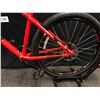 Image 8 : RED GT AGGRESSOR FRONT SUSPENSION MOUNTAIN BIKE WITH FRONT AND REAR DISC BRAKES, 21 SPEED, LARGE