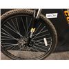 Image 8 : ORANGE AND GREY CCM 29 ER FRONT SUSPENSION MOUNTAIN BIKE WITH FRONT AND REAR DISC BRAKES, 21 SPEED