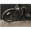 Image 8 : BLACK DEL SOL LXI I/0 9 SPEED ELECTRIC ASSIST FRONT SUSPENSION COMMUTER BIKE WITH FRONT AND REAR