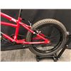 Image 8 : RED COLUMBIA 20 RAMBLER SINGLE SPEED KIDS MOUNTAIN BIKE WITH FRONT DISC BRAKE, FAT TIRES