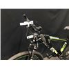 Image 8 : GREEN AND BLACK ASPEN SUPER SPORT BIKE 21 SPEED FRONT SUSPENSION MOUNTAIN BIKE WITH FRONT AND REAR