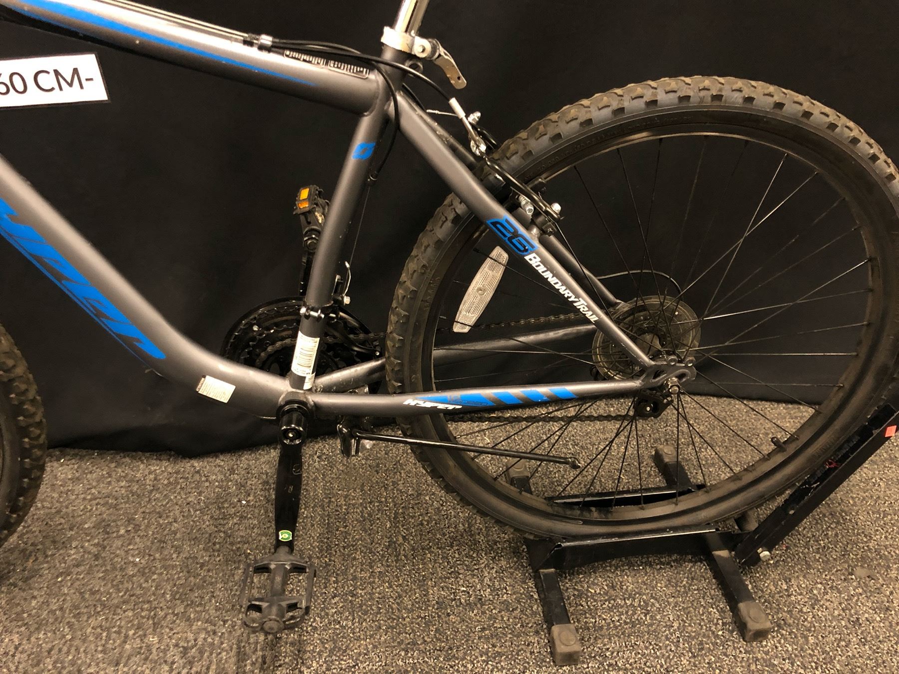 GREY HYPER BOUNDARY TRAIL 21 SPEED FRONT SUSPENSION TRAIL BIKE