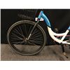 Image 8 : BLUE AND WHITE EARTH CRUISER SINGLE SPEED CRUISER BIKE, 15.5" FRAME SIZE