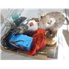 Image 2 : TRAY OF COLLECTIBLES AND MARBLES