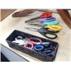 Image 2 : TRAY OF SCISSORS