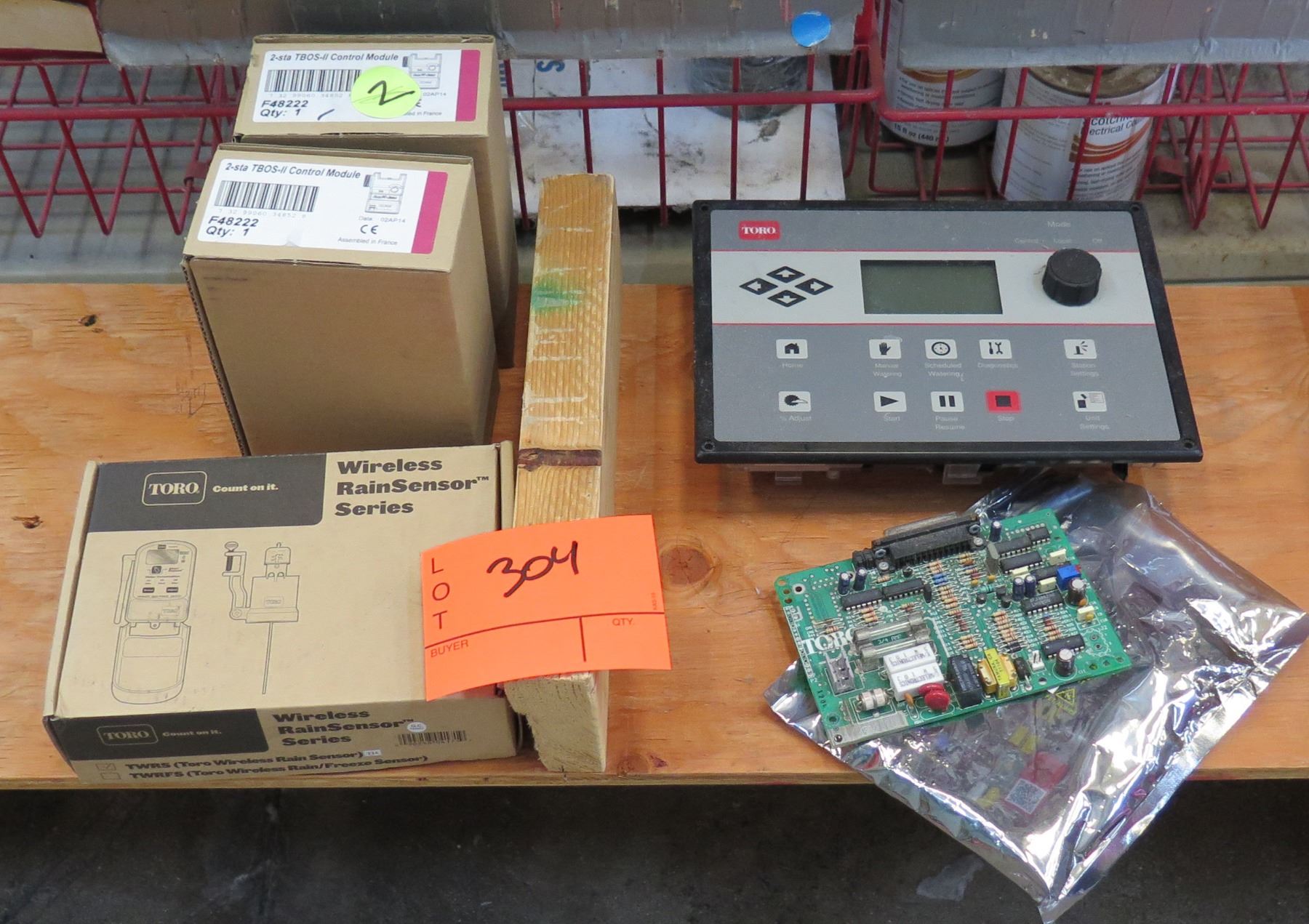 TORO Wireless Rain Sensor Series & 2 Boxes 2 Station TBOS-11 Control ...