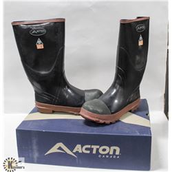 NEW STEEL TOED RUBBER BOOTS, SIZE 8 MENS
