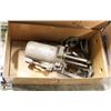 Image 1 : INDUSTRIAL TAP & DYE SET