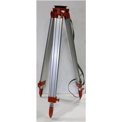MY206 TRIPOD.